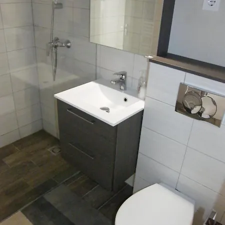 Gyarmati Apartmán *