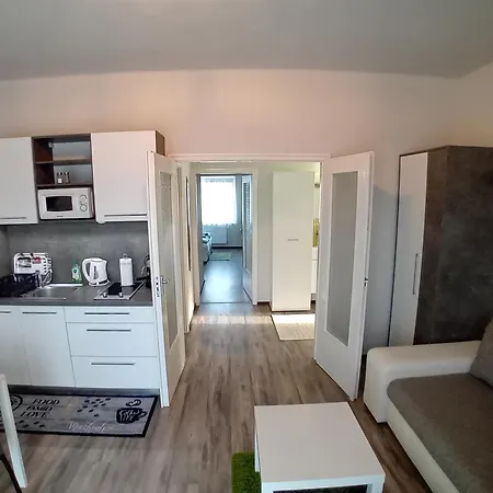 Gyarmati Apartamento *