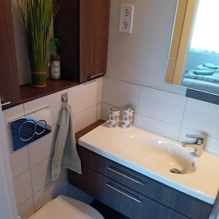 Gyarmati שיופוק