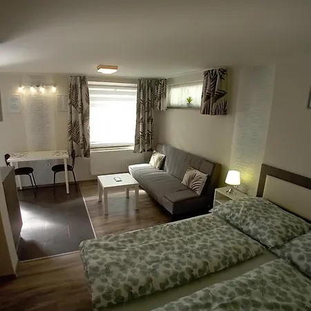 Gyarmati Apartamento *